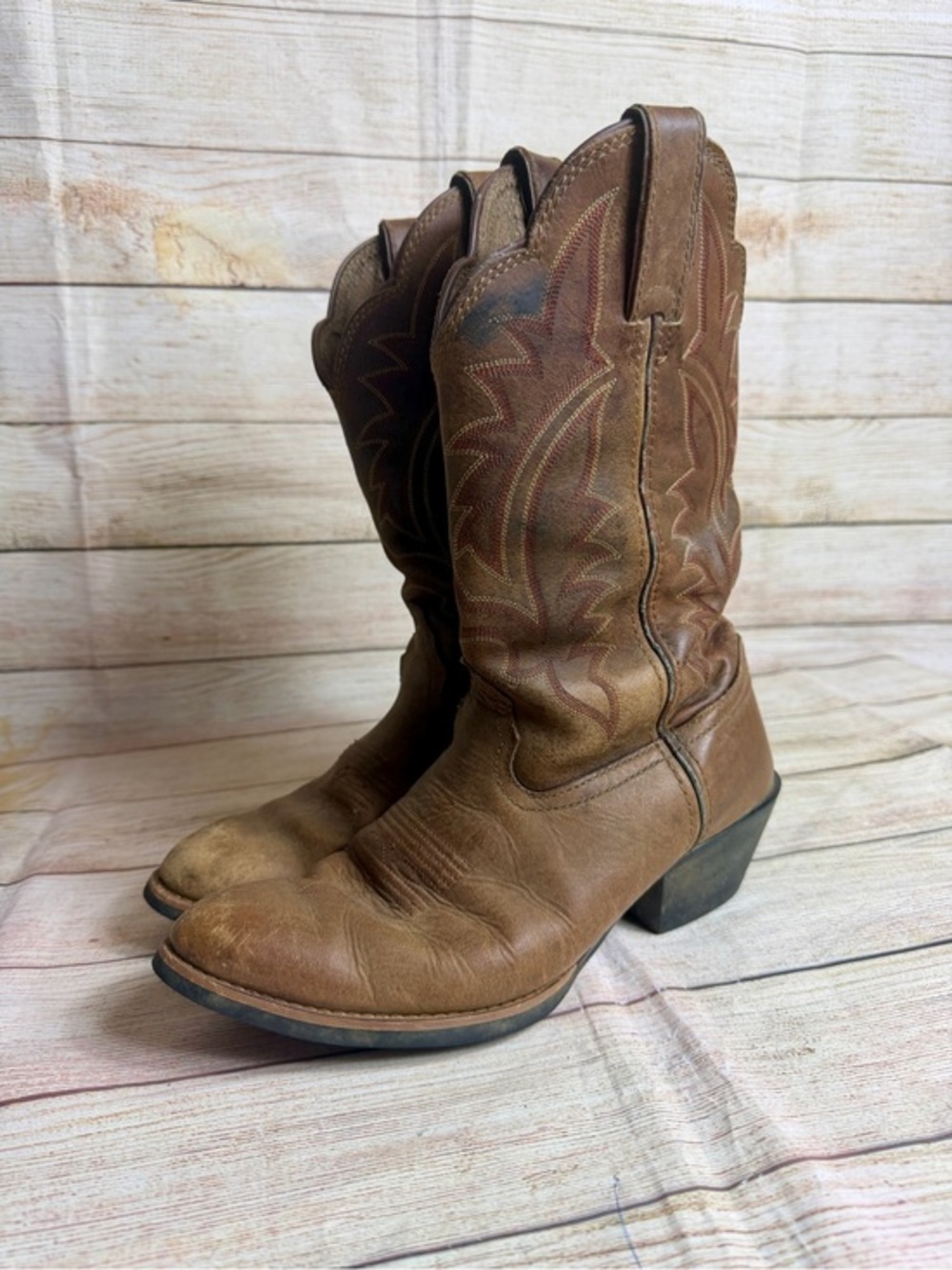 Tony Lama Brown embroidered cowboy boots. Size 8